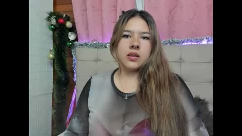 Lina Browm online show from December 11, 2024, 7:57 pm