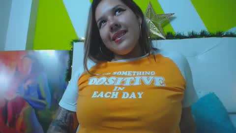 Lina Browm online show from December 19, 2024, 10:53 pm