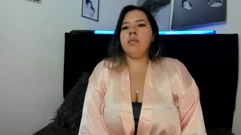 Snapshot of lina_browm chatting on July 22, 2026, 3:26 pm Lina Browm online show from July 22, 2026, 3:26 pm