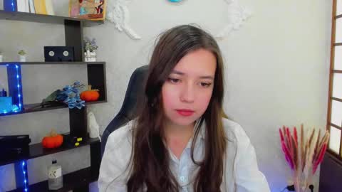 Lina online show from December 21, 2024, 5:14 am