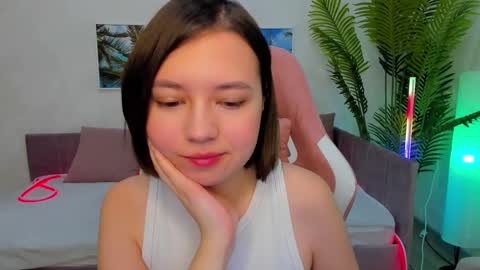 Lina online show from February 4, 2025, 2:07 am