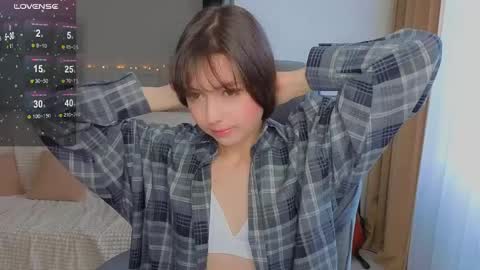 Lina online show from May 6, 2026, 2:19 am
