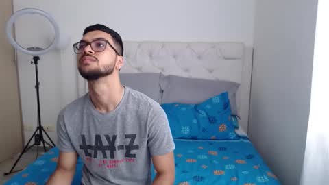 Snapshot of lina_busty chatting on October 25, 2025, 2:56 pm lina_busty online show from October 25, 2025, 2:56 pm