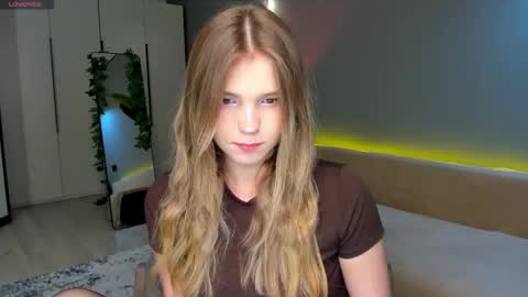 Snapshot of lina_korvin chatting on March 21, 2026, 1:26 pm Lina online show from March 21, 2026, 1:26 pm