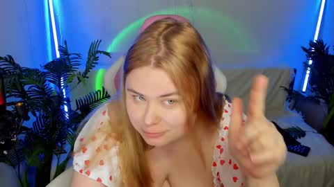 lina_linx online show from January 27, 2025, 7:45 am