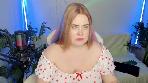 lina_linx online show from January 30, 2025, 11:45 pm