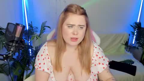 lina_linx online show from January 31, 2025, 2:48 am
