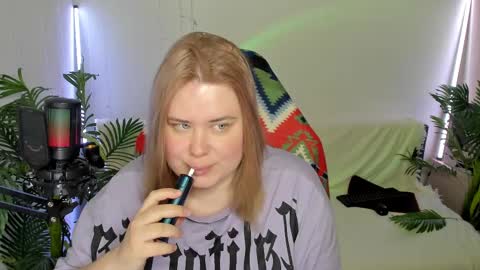 lina_linx online show from February 10, 2025, 11:34 pm