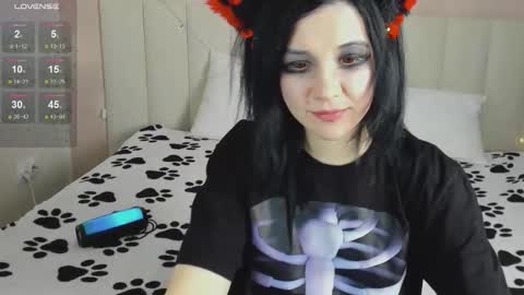 lina_moony online show from February 5, 2026, 8:52 am