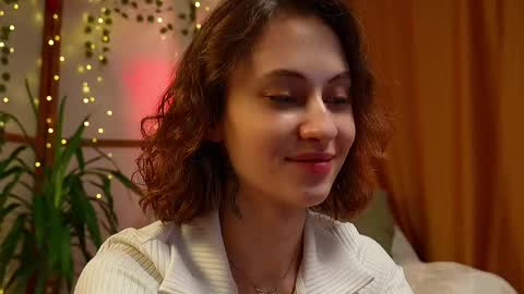 Snapshot of lina_n_kitty chatting on February 16, 2025, 8:44 pm Lina - online show from February 16, 2025, 8:44 pm