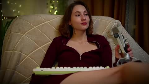 Snapshot of lina_n_kitty chatting on March 1, 2025, 8:31 pm Lina - online show from March 1, 2025, 8:31 pm