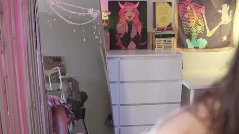 Snapshot of lina_n_kitty chatting on March 26, 2026, 9:26 am Lina - online show from March 26, 2026, 9:26 am