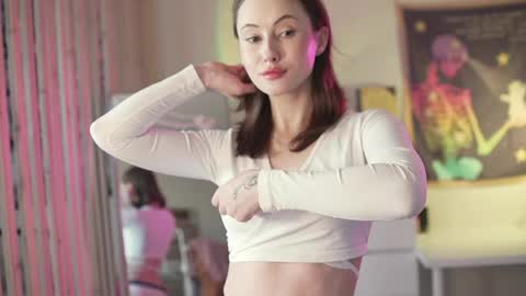 Snapshot of lina_n_kitty chatting on March 27, 2026, 4:29 am Lina - online show from March 27, 2026, 4:29 am