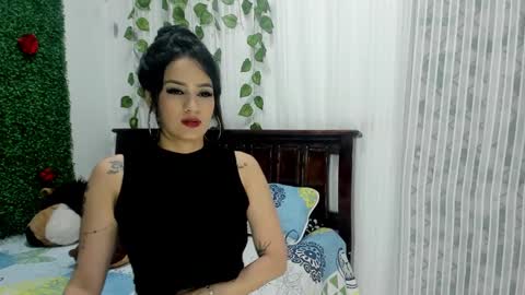 paola online show from December 3, 2024, 9:56 pm