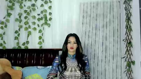 paola online show from January 8, 2025, 11:09 pm