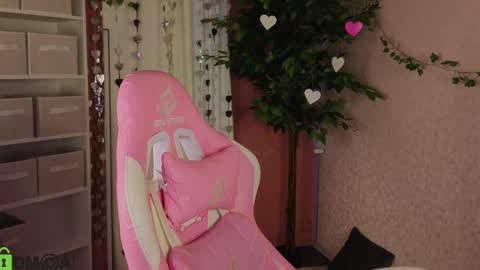 Snapshot of lina_reeds chatting on February 28, 2026, 1:06 am LINA online show from February 28, 2026, 1:06 am