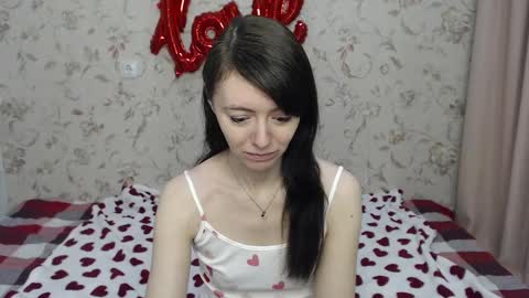 Lina Rouge online show from March 5, 2025, 8:21 am