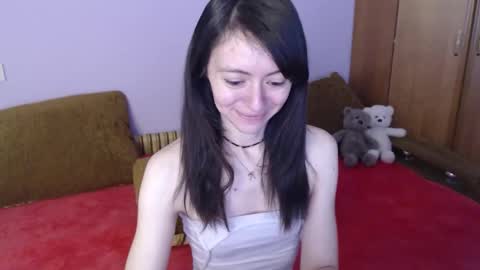 Lina Rouge online show from March 12, 2026, 4:51 am