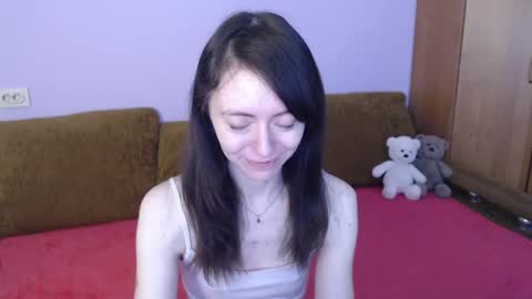 Lina Rouge online show from May 1, 2026, 4:50 am