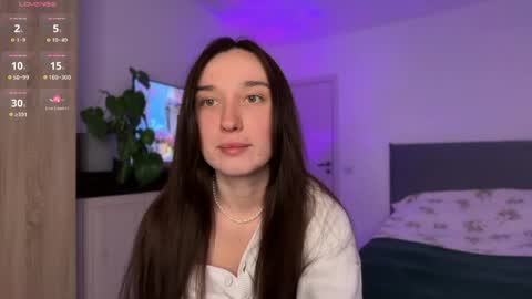 Lina online show from April 30, 2026, 6:36 pm