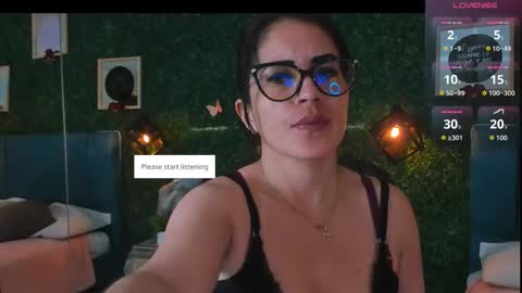 Snapshot of linagh chatting on October 23, 2025, 11:31 am Lina  online show from October 23, 2025, 11:31 am