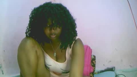 linah1123 online show from October 10, 2025, 10:47 am