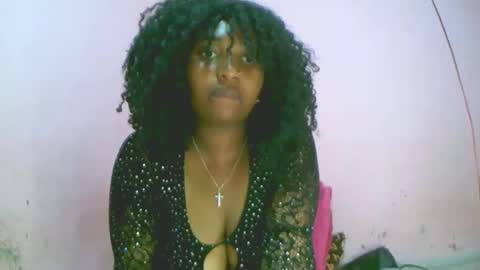 linah1123 online show from October 11, 2025, 9:46 pm