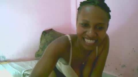 linah1123 online show from March 28, 2026, 9:14 pm