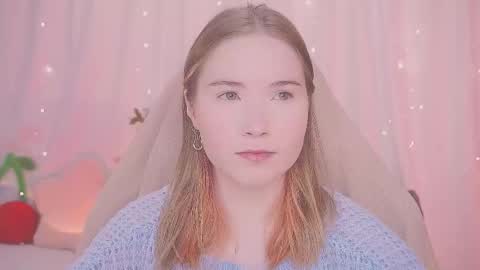 Lina online show from December 2, 2025, 5:35 am