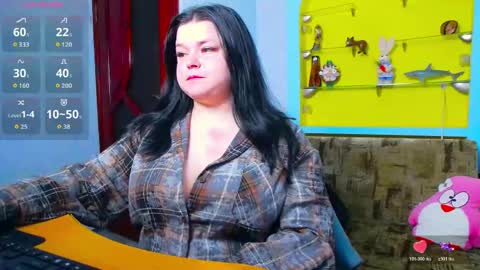 Lina online show from April 27, 2026, 6:11 am