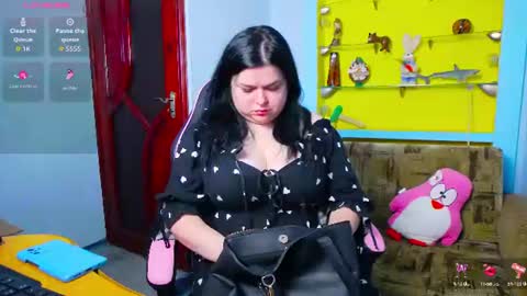 Lina online show from June 21, 2026, 6:05 am