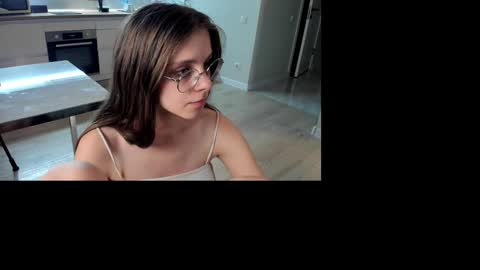 Snapshot of linashy_ chatting on September 26, 2025, 9:13 am Lina online show from September 26, 2025, 9:13 am