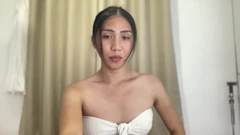 Lexi online show from March 24, 2026, 2:55 pm