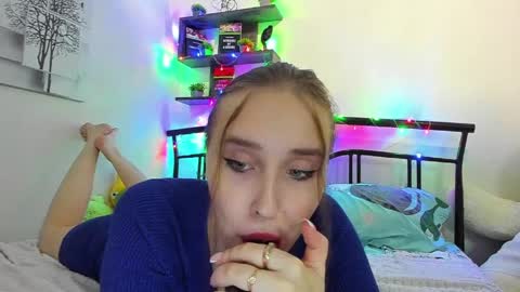 Lina online show from March 27, 2026, 10:53 pm