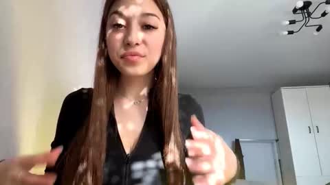 Elin online show from September 14, 2025, 11:20 am