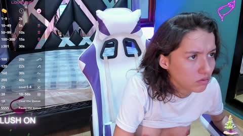  Linda  online show from December 2, 2024, 9:50 pm