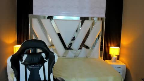  Linda  online show from February 14, 2026, 7:10 pm