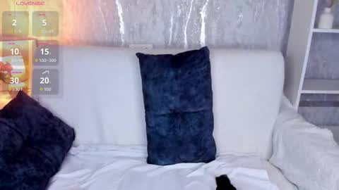 Snapshot of linda__bryant chatting on February 24, 2026, 1:36 am Linda GMT2 Mon Tu Fri Sa Su 0300am-1000 am online show from February 24, 2026, 1:36 am