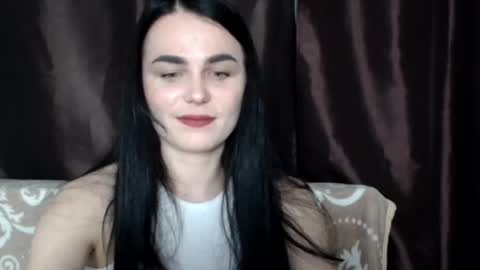 Linda online show from March 11, 2025, 7:47 pm