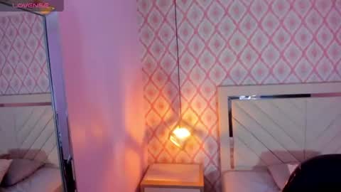  LINDA  online show from July 18, 2026, 7:39 pm