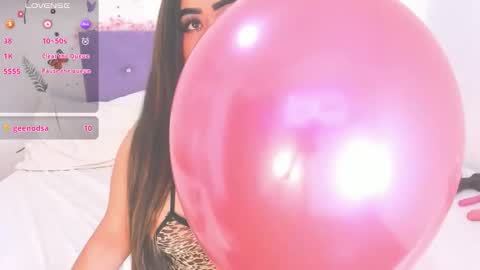 Snapshot of linda_jay_ chatting on October 10, 2025, 1:10 pm Linda online show from October 10, 2025, 1:10 pm