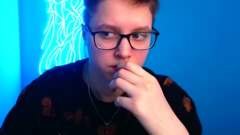 Linda online show from March 11, 2025, 9:24 am