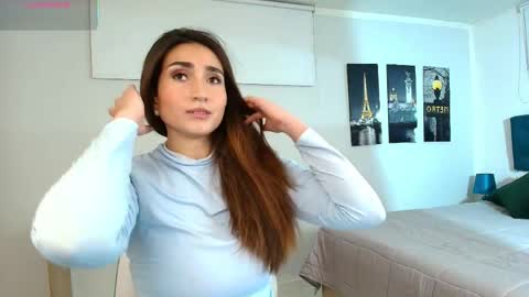 Snapshot of linda_morgan1 chatting on May 18, 2026, 12:11 pm Maria Paula online show from May 18, 2026, 12:11 pm