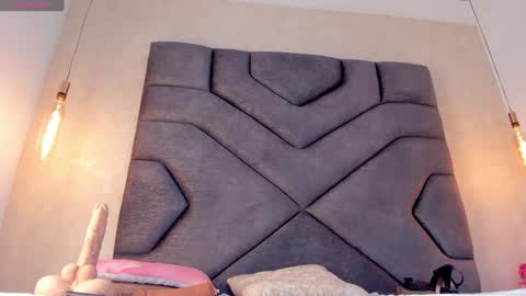 Linda Saenz online show from January 9, 2025, 2:40 pm