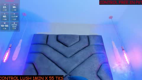 Linda Saenz online show from November 30, 2025, 12:42 pm