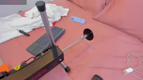 Snapshot of linda_sofi__ chatting on February 23, 2025, 7:38 pm linda_sofi__ online show from February 23, 2025, 7:38 pm