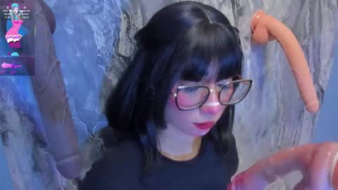 Snapshot of linda_sofi__ chatting on October 15, 2025, 7:58 pm linda_sofi__ online show from October 15, 2025, 7:58 pm
