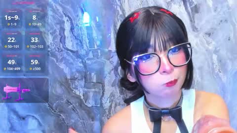 linda_sofi__ online show from November 25, 2025, 8:31 pm