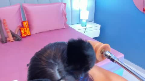 linda_sofi__ online show from May 7, 2026, 8:58 pm