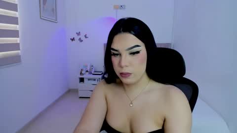   online show from September 17, 2025, 6:20 pm